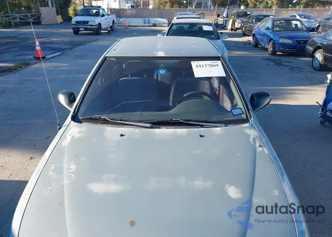 1995 Nissan Sentra Xe/Gxe/Gle z USA, uszkodzony, nr VIN 3N1AB41D0SL003948